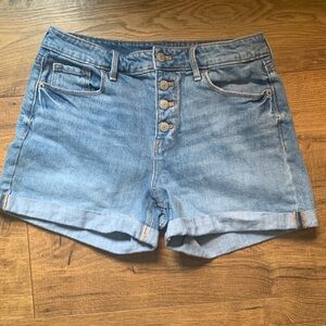 Old navy high rise button closure shorts